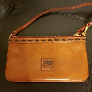 Dooney & Bourke